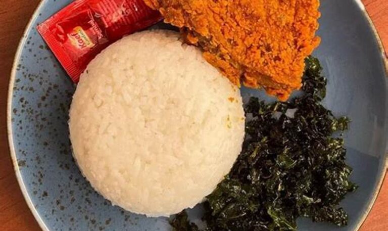 Cicipi Lezatnya Ayam Goreng Krispi di Malang, Wajib Banget!