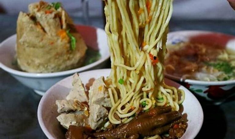 Mampir dan Rasakan Lezatnya Mie Ayam Terlezat di Semarang