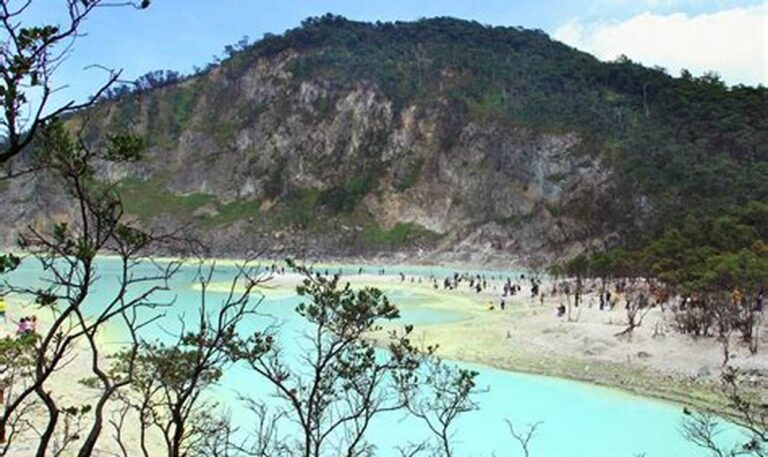 Biaya Wisata ke Kawah Putih Terbaru, Wajib Baca!
