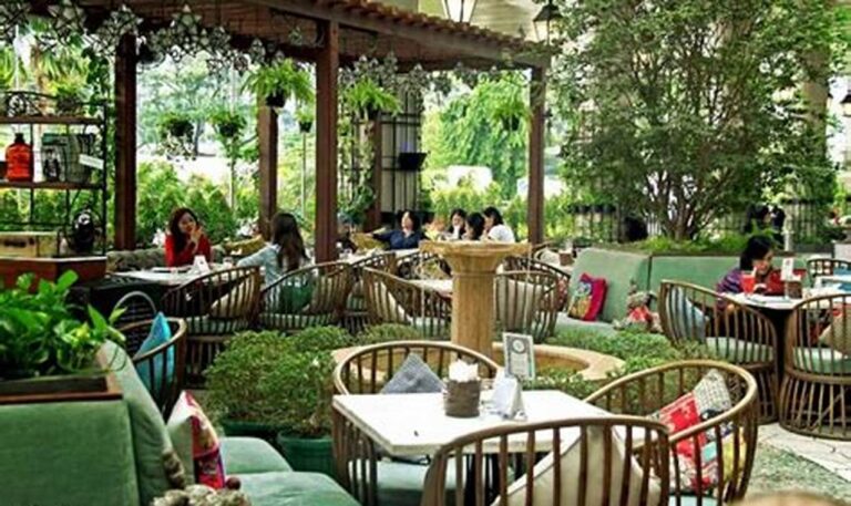 Nikmati Kuliner Unik Jakarta: Daftar Kafe dan Harga Makanan Khas