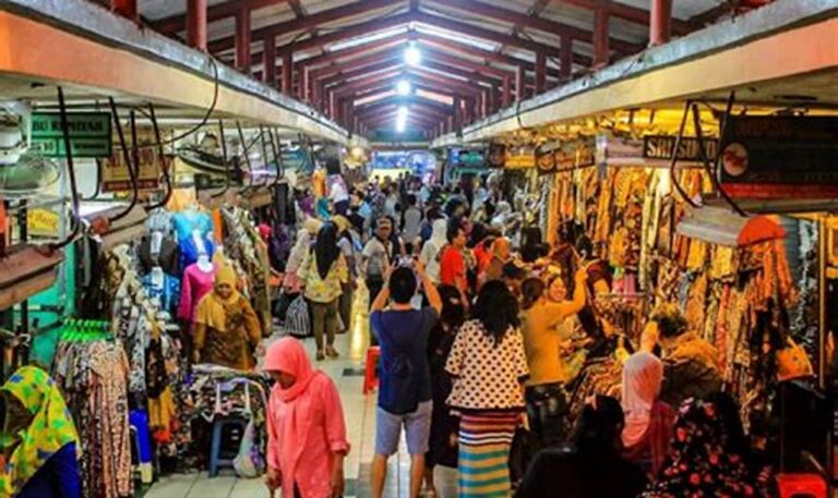 Cari Oleh-oleh? Intip Rekomendasi Tempat Belanja Buah Tangan di Yogyakarta