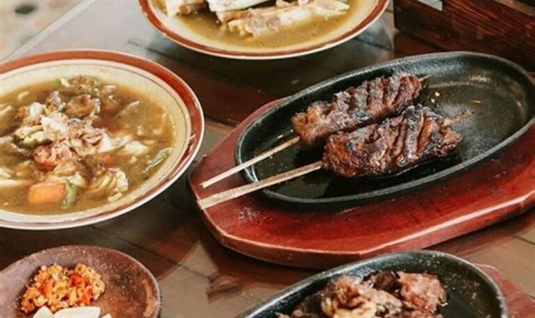 Nikmati Kuliner Semarang di Rekomendasi Tempat Makan Enak Ini