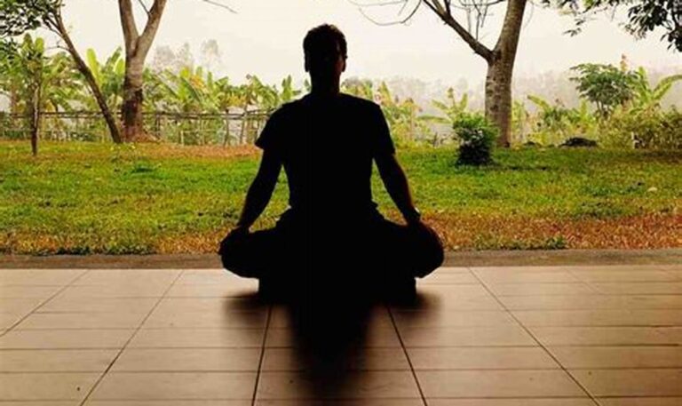 5 Manfaat dahsyat meditasi di alam terbuka