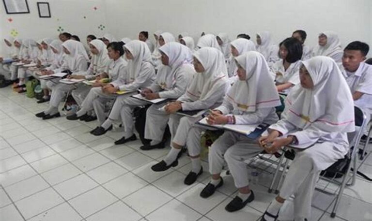 Kampus Terbaik untuk Raih Cita-Cita sebagai Perawat Profesional