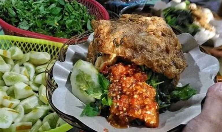 Nikmati Sensasi Kuliner Jawa Kaya Rempah yang Menggoyang Lidah