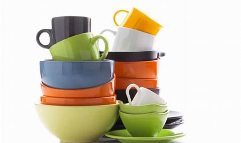 5 Tips Jitu Merawat Peralatan Makan Bersih dan Kinclong