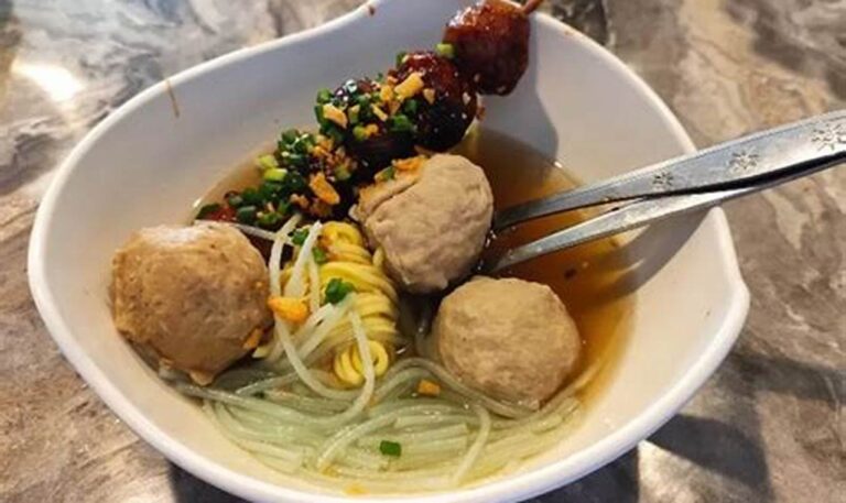 Nikmati Bakso Enak di Malang, Kuliner Legendaris yang Menggugah Selera