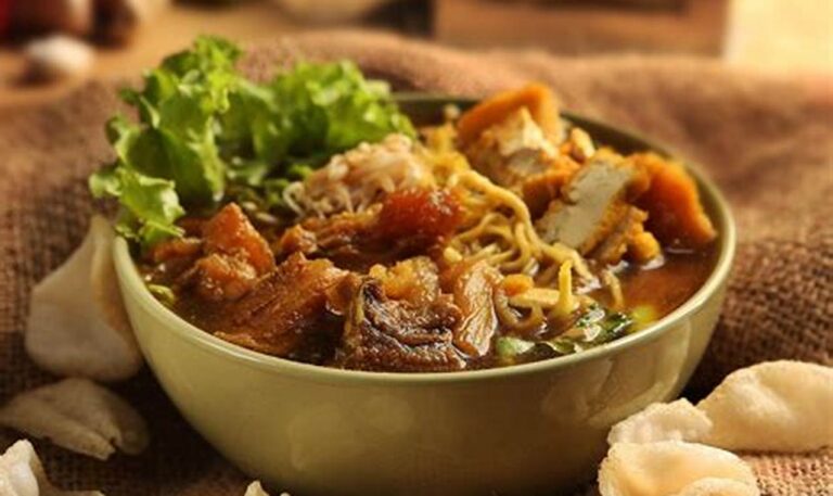 Nikmati Kuliner Tahu Campur Bandung yang Gurih dan Menggoda Selera