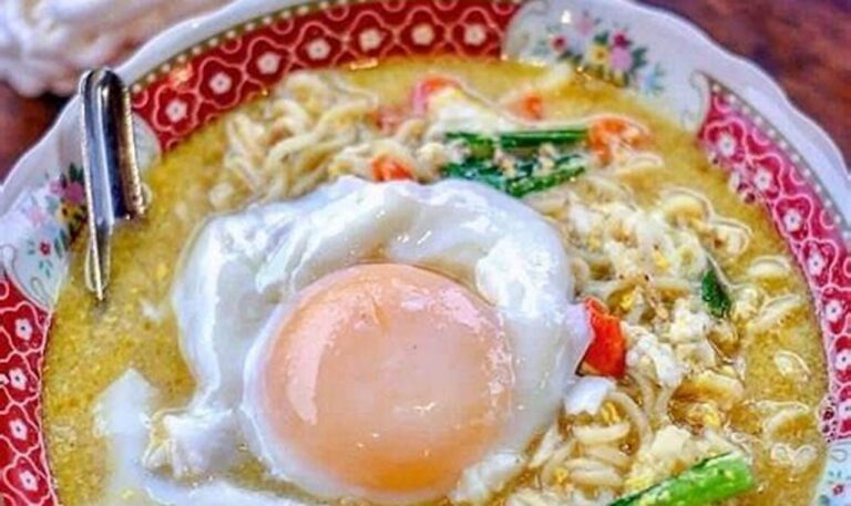Nikmati Kuliner Hangat Saat Musim Hujan, Tubuh Tetap Sehat