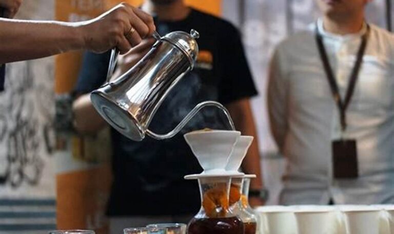 Warung Kopi Dengan Berbagai Pilihan Brew Method