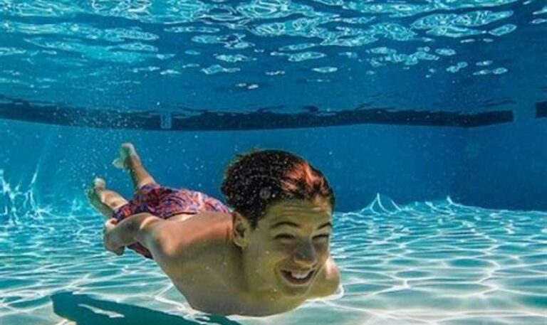Tingkatkan Daya Tahan Fisik dan Mental dengan Berenang