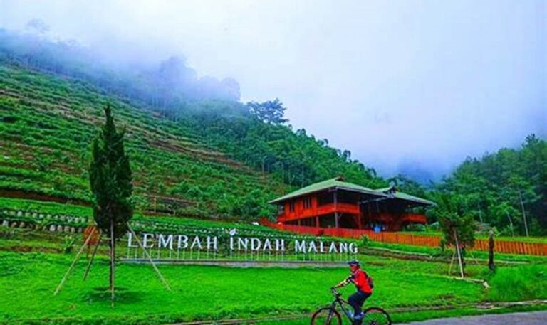 Wisata Alam di Malang Murah Meriah, Cuma Bayar Segini!