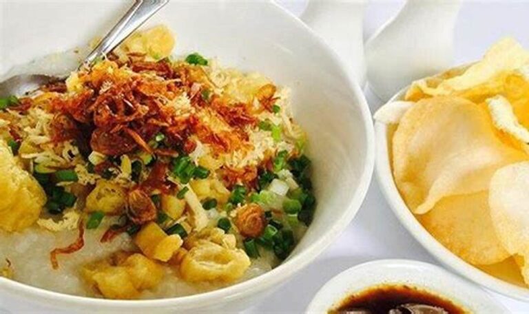 Nikmati Sarapan Pagi yang Nikmat di Surabaya dengan Bubur Ayam Enak!