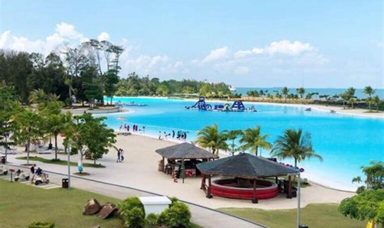 Tempat Terbaik Bermain Air di Bintan: Harga Tiket dan Rekomendasi Seru