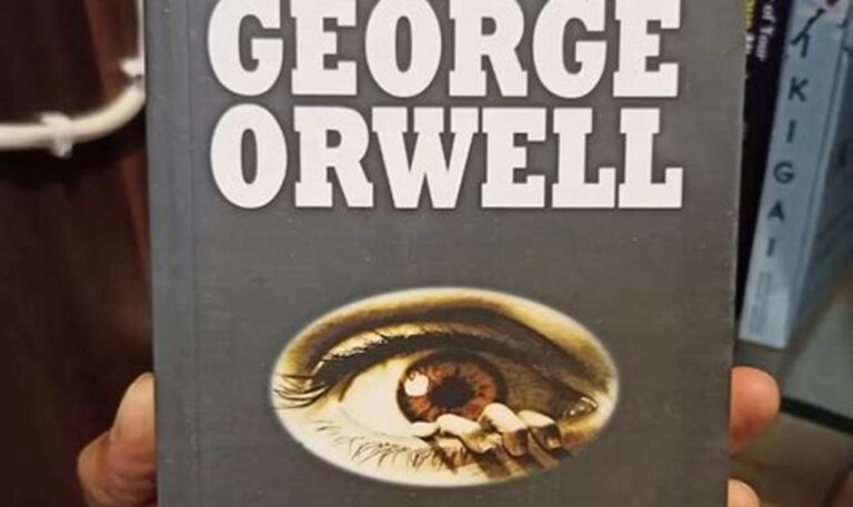 Wajib Baca! 10 Rekomendasi Novel Fiksi Terbaik Sepanjang Masa