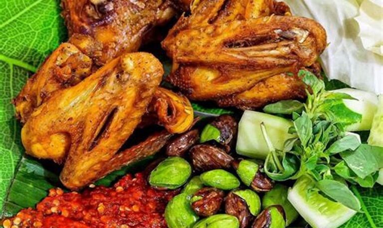 Nikmati Ayam Goreng Kremes Terenak di Semarang!