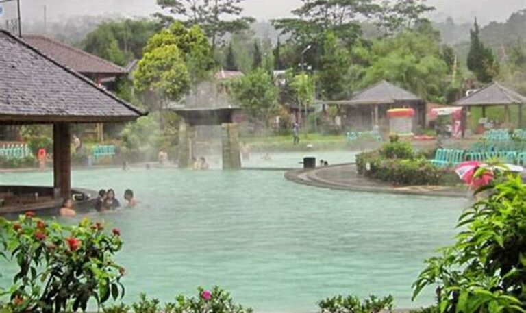 Berendam Air Panas Murah di Bandung, Rasakan Sensasi Relaksasi Maksimal