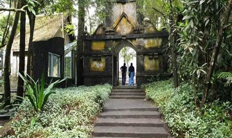 Segera Kunjungi Museum Ullen Sentalu, Tiket Masuknya Murah!