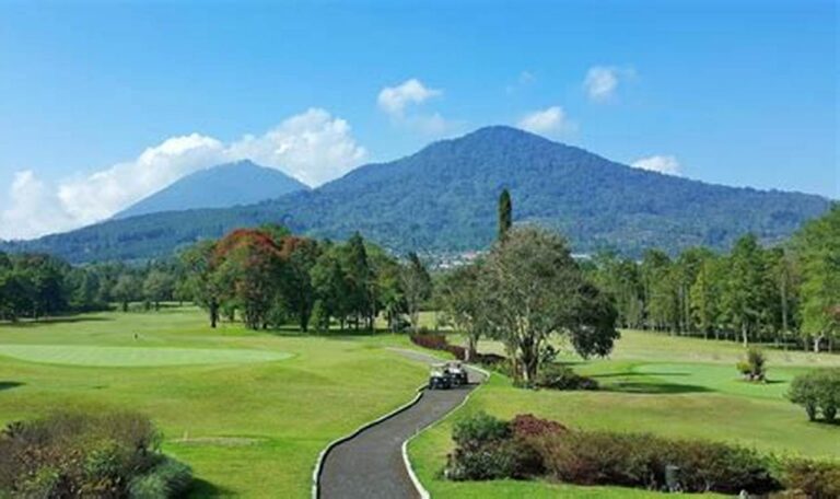 Main Golf di Bali: Nikmati Pemandangan Indah dengan Harga Terjangkau