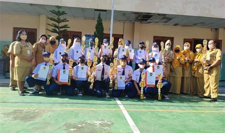 Sekolah Komunikasi Terbaik di Solo: Raih Masa Depan Kariermu!