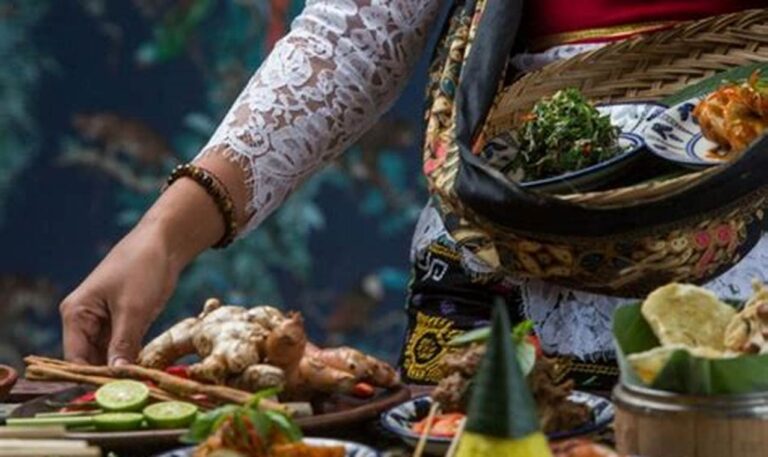 Yuk, Nikmati Nasi Bakar Khas Bali di Tempat-Tempat Makan Legendaris Ini!
