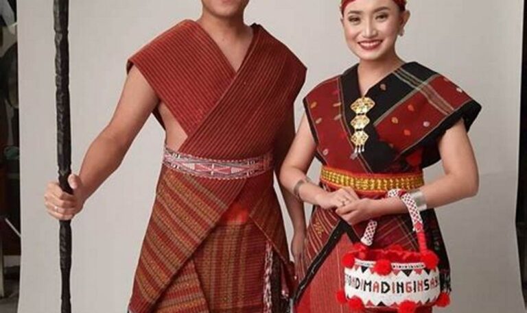 Pilihan Terbaik: Rekomendasi Baju Adat untuk Acara Formal