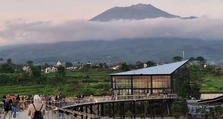 Nikmati Indahnya Malang dari Hotel Murah dengan Pemandangan Menakjubkan