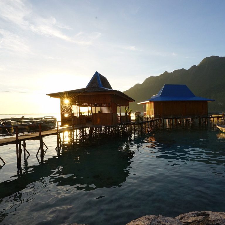 Temukan Sekolah Hospitality Terbaik di Maluku