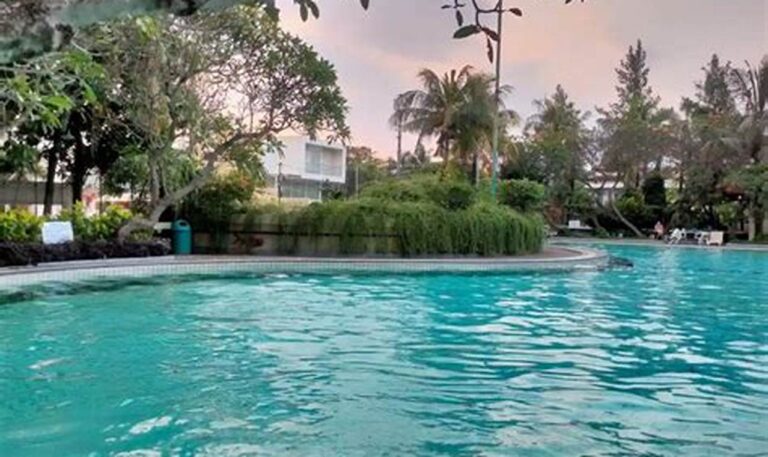 Daftar Tempat dan Biaya Kolam Renang Terbaik di Bali untuk Liburan Segar