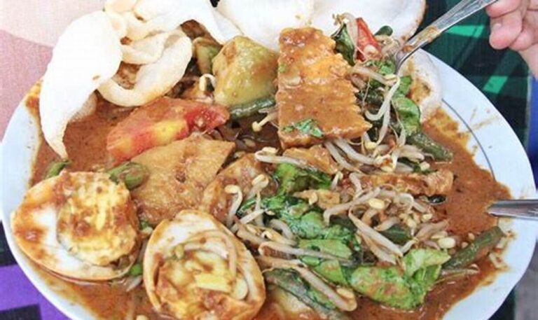 Nikmati Lezatnya Gado-Gado Surabaya di Tempat Makan Terbaik
