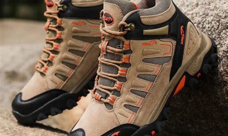 Temukan Rekomendasi Terbaik Sepatu Hiking yang Bikin Pendakian Nyaman