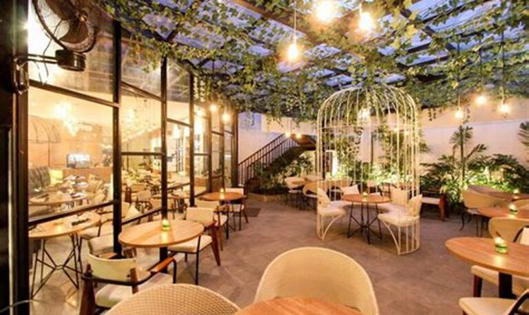 Tempat Makan Instagramable: Spot Kuliner Hits Buat Foto Kece