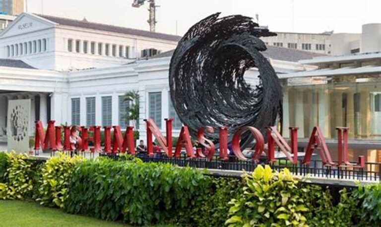 Nikmati Kekayaan Sejarah, Yuk Cek Biaya Masuk Museum Nasional Jakarta!