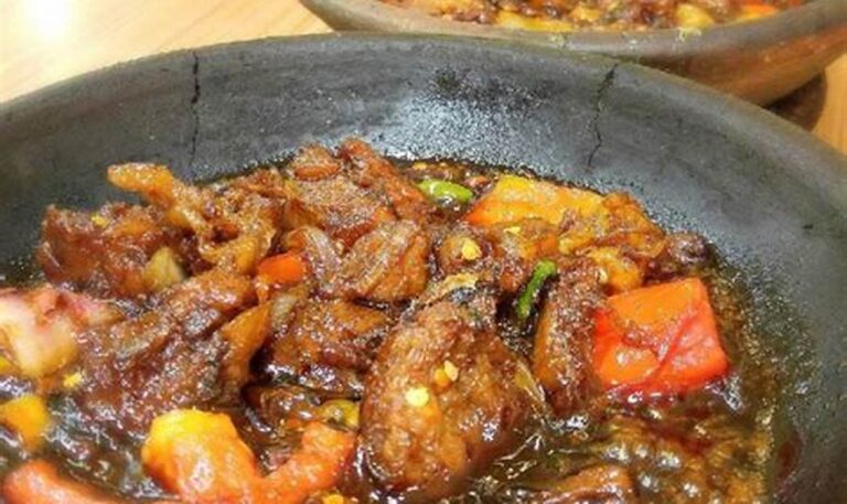 Temukan Surga Kuliner di Sekitar Anda: Tempat Makan Enak Tersembunyi!