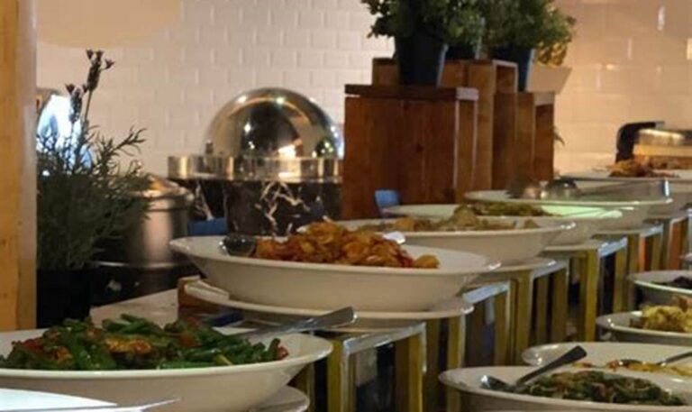 Temukan Surga Kuliner Oriental: Rekomendasi Tempat Makan Terbaik