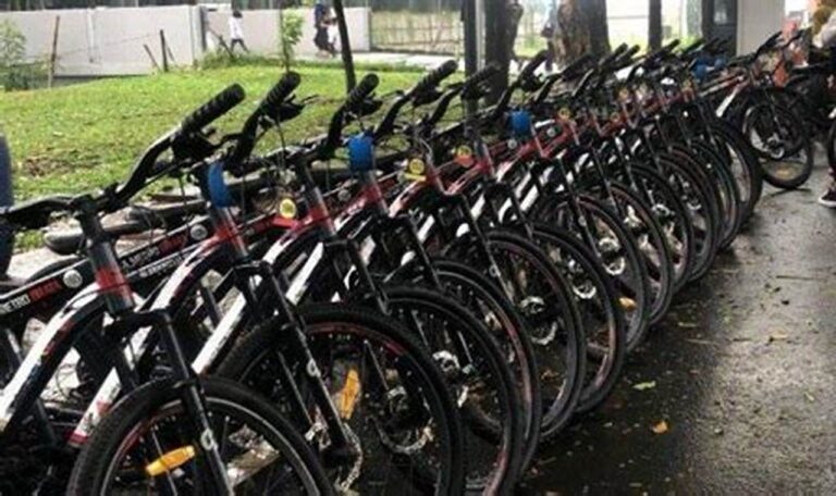 Jelajah Solo Bersepeda: Sewa Sepeda dan Parkir Murah