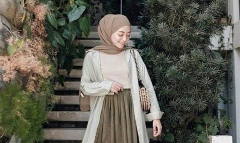 Gaya Fashion Keren dan Kekinian untuk Remaja Masa Kini