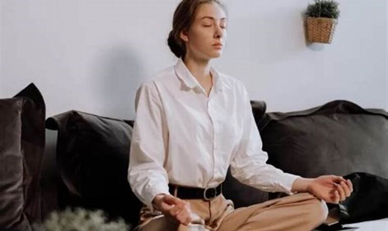 Rahasia Membuat Area Meditasi Nyaman di Rumah