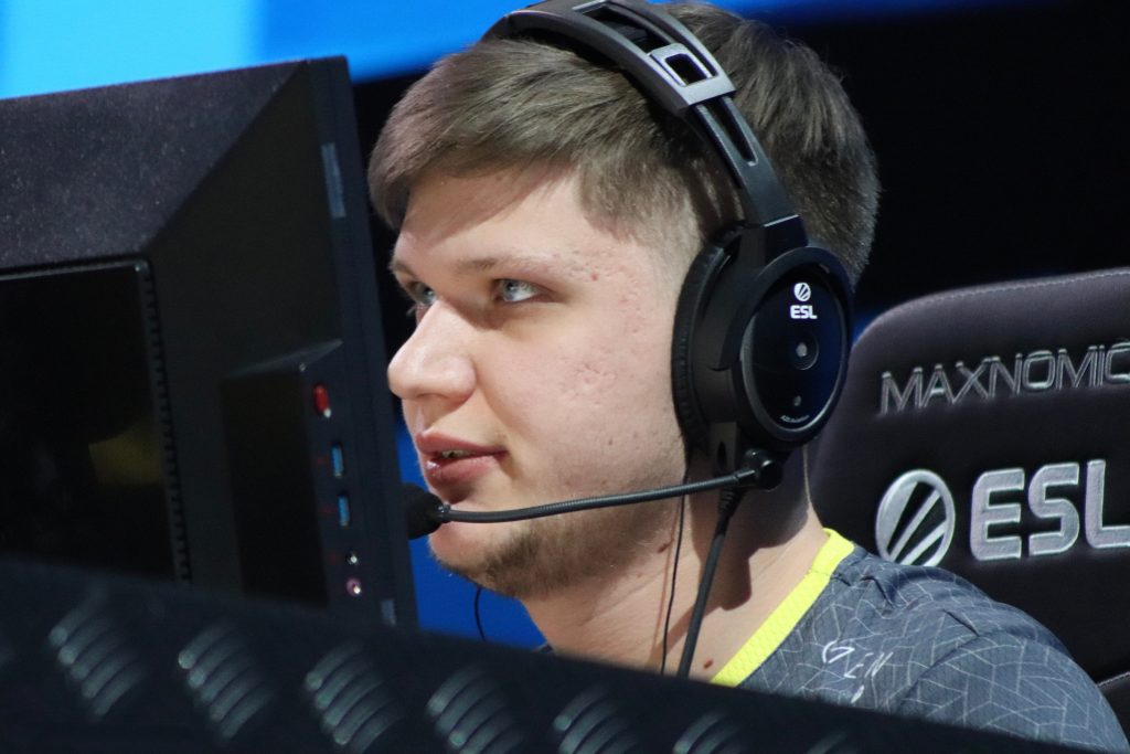 S1mple Kembali ke Panggung Dunia: Legenda CS2 Mengguncang IEM Dallas 2025! 1 S1mple